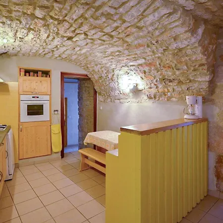 Le Four D'odilon 6 Personnes A Montignac