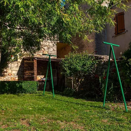 Le Four D'odilon 6 Personnes A Montignac بيت للعطل La Malène