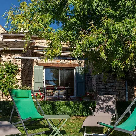 Le Four D'odilon 6 Personnes A Montignac